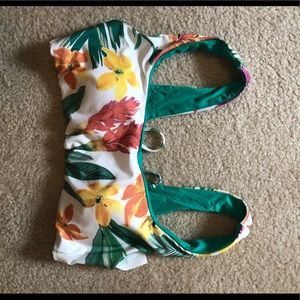 BECCA Luscious Emerald Reversible top — never worn and in like new condition